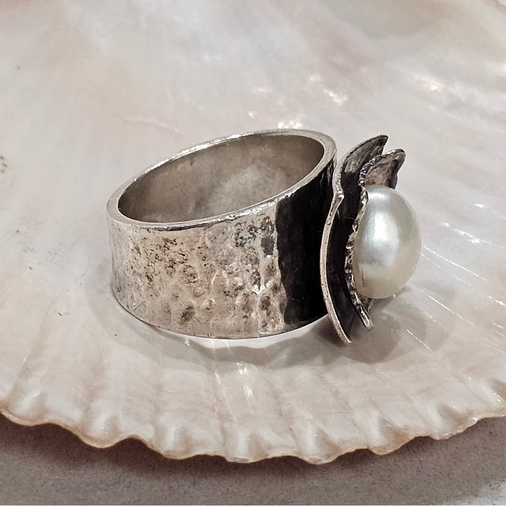 Silpada Rustic 925 Hammered Silver Pearl Ring Size 6 - Picture 6 of 15